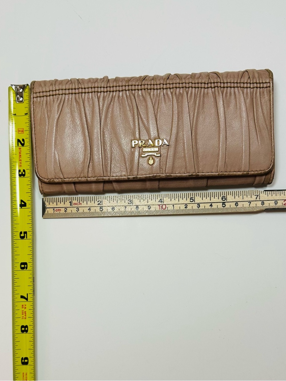 PRADA Beige Gaufre Nappa Leather Long Wallet Gold Logo Continental Wallet - Picture 3 of 16